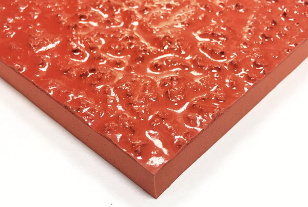 全塑型塑胶跑道